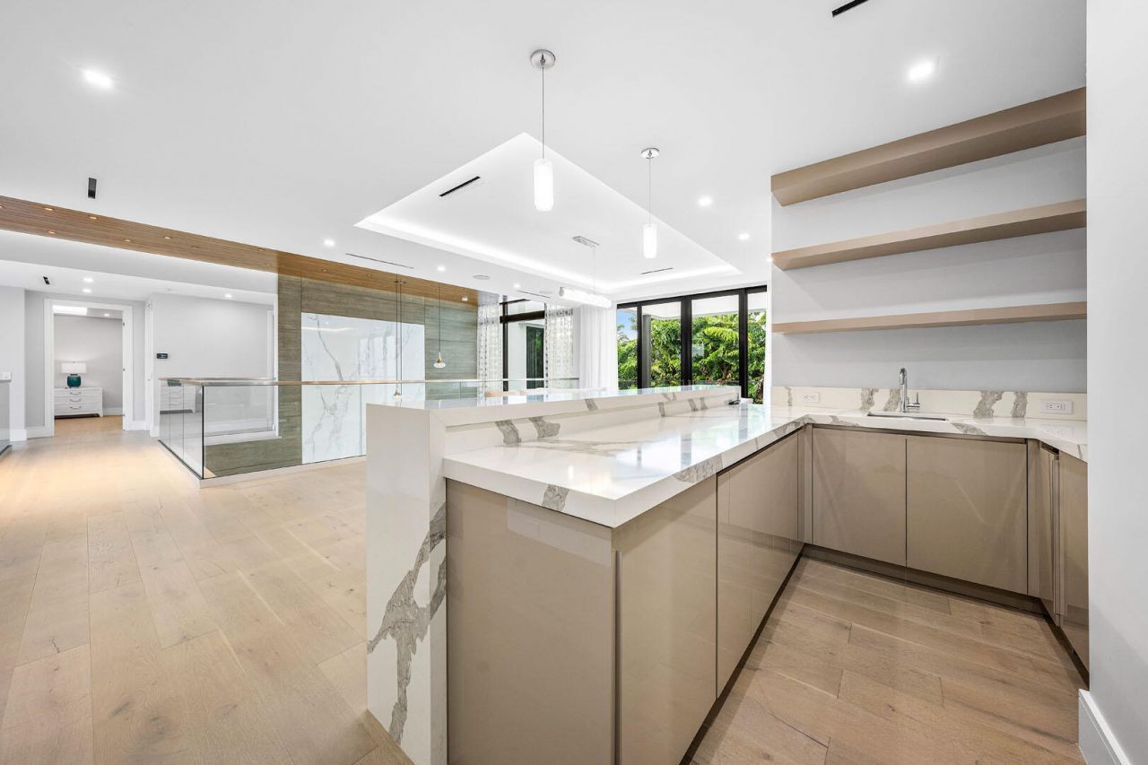 2391 Areca Palm Road, Boca Raton, FL 33432 Photo