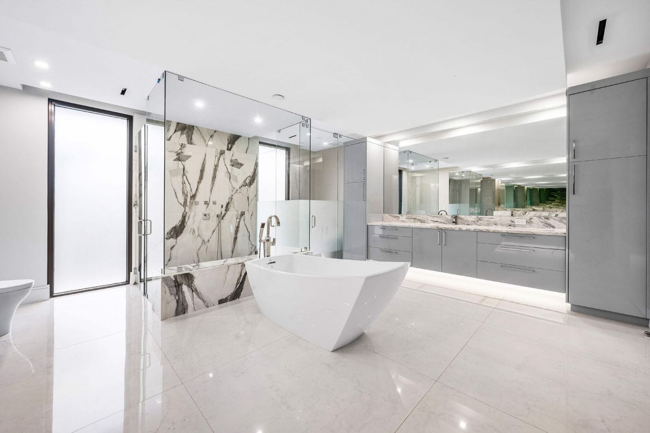 2391 Areca Palm Road, Boca Raton, FL 33432 Photo