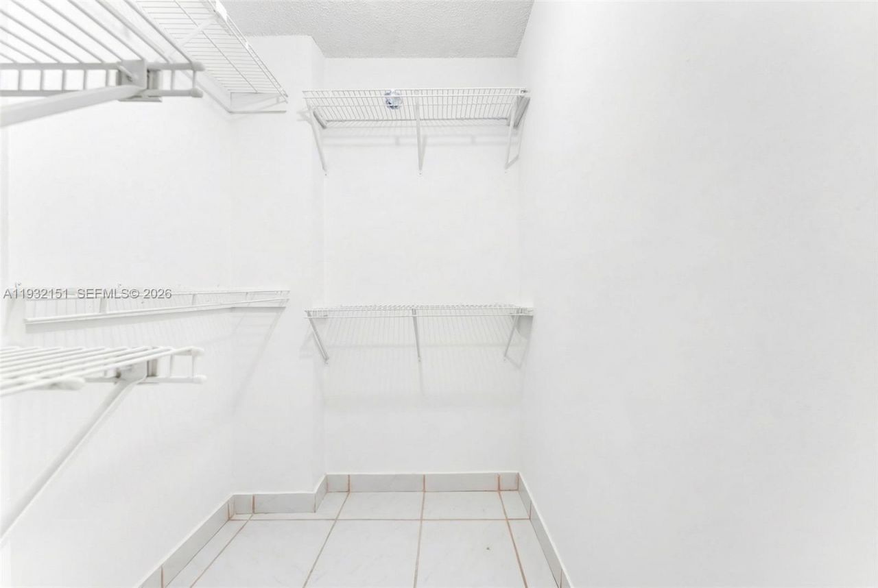 6830 Indian Creek Dr, Unit 7B, Miami Beach, FL 33141 Photo