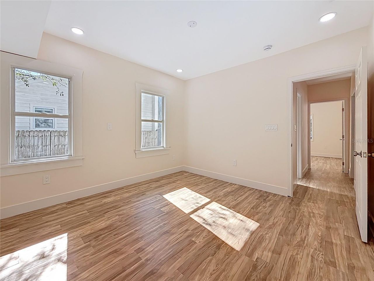 1247 Highland Street N, Saint Petersburg, FL 33701 Photo