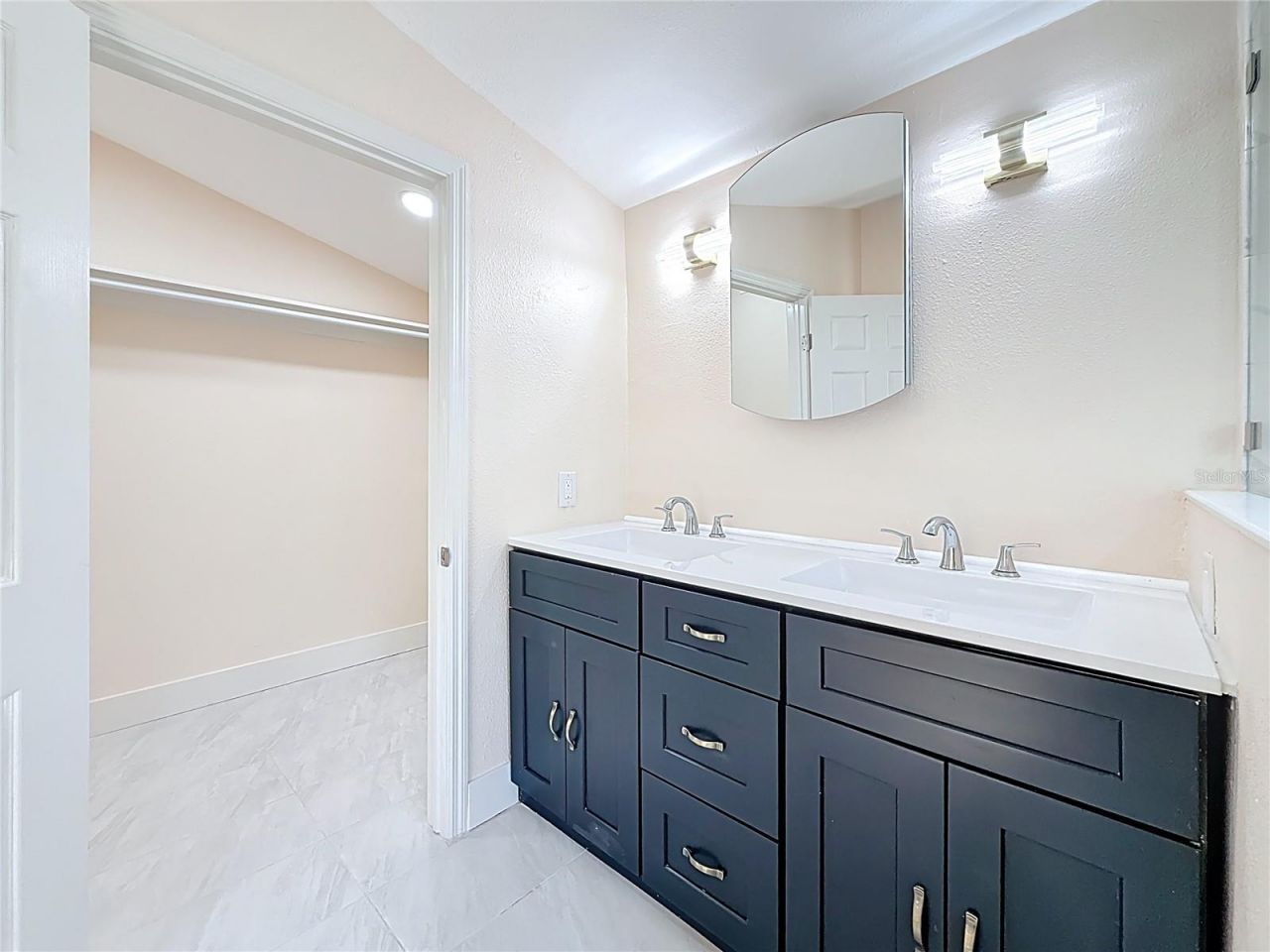 1247 Highland Street N, Saint Petersburg, FL 33701 Photo