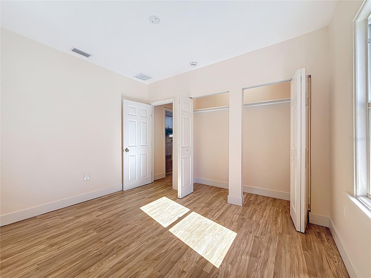 1247 Highland Street N, Saint Petersburg, FL 33701 Photo