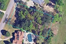 208 Crickentree Drive photo 4