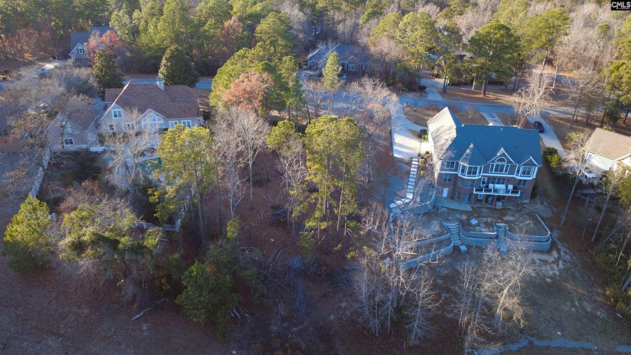 208 Crickentree Drive Photo 8