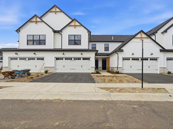 5520 Fawnsbury Court, Powell, OH 43065