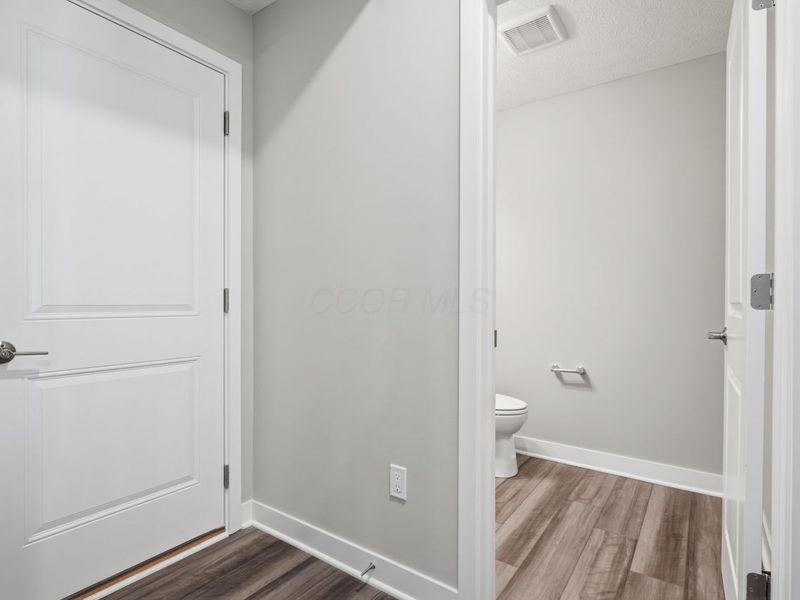 5520 Fawnsbury Court, Powell, OH 43065 Photo 8