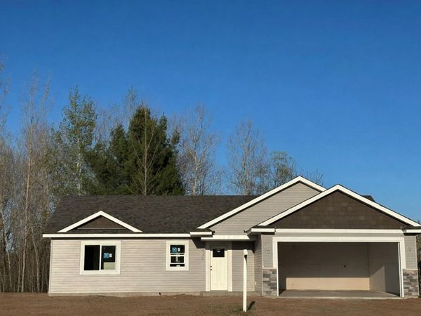216 8th Avenue NE, Isanti, MN 55040