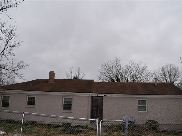 65141 Three Hills Drive, Bellaire, OH 43906