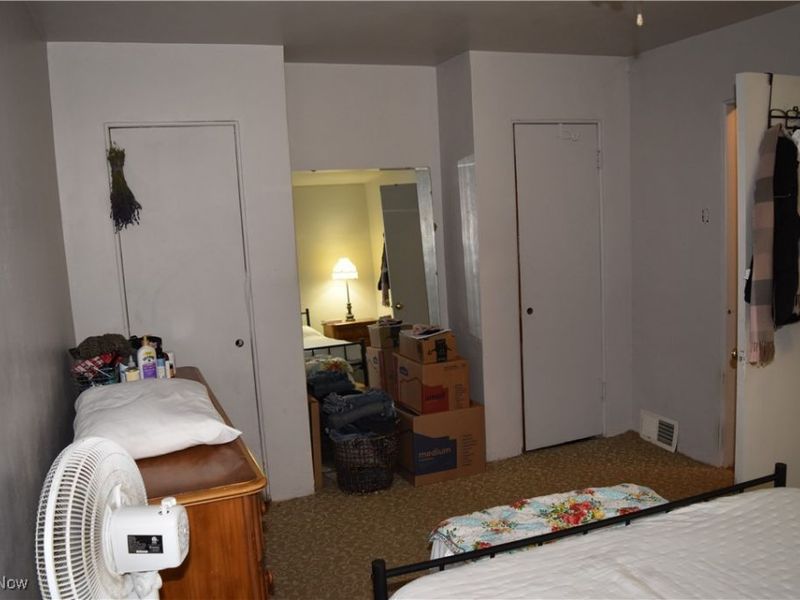 65141 Three Hills Drive, Bellaire, OH 43906 Photo 11