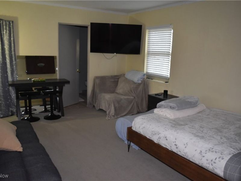 65141 Three Hills Drive, Bellaire, OH 43906 Photo 14