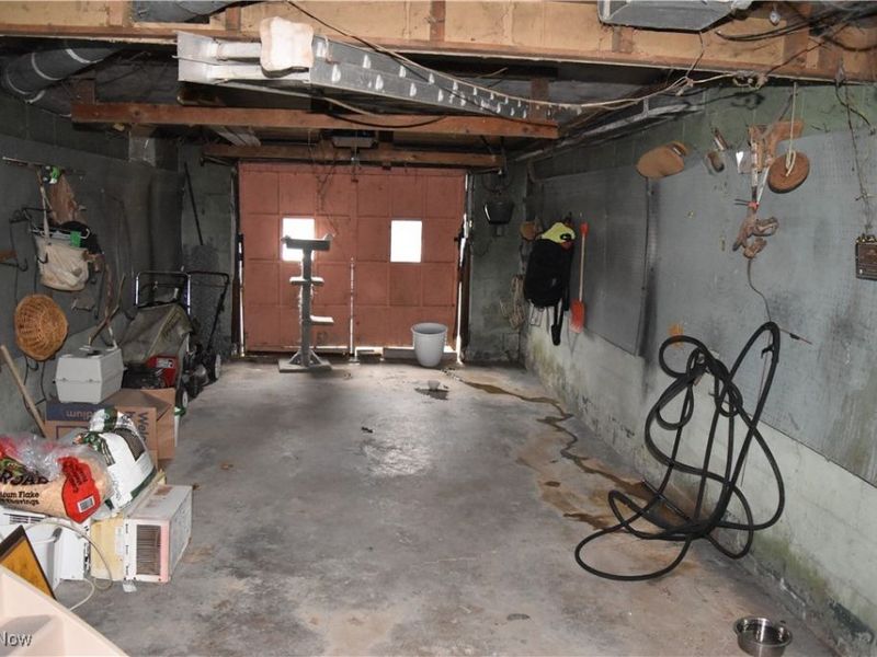 65141 Three Hills Drive, Bellaire, OH 43906 Photo 19