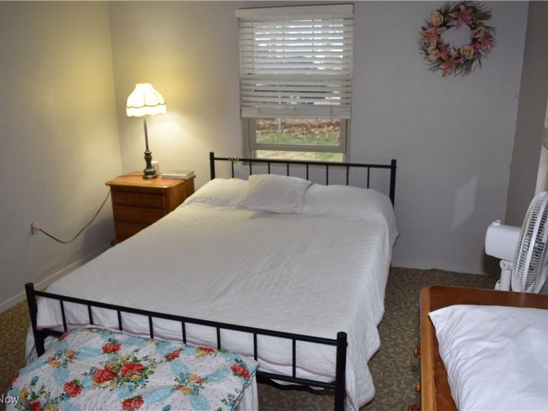 65141 Three Hills Drive, Bellaire, OH 43906 Photo 9