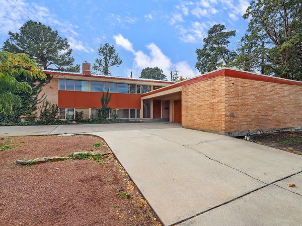 4818 Royene Avenue NE, Albuquerque, NM 87110