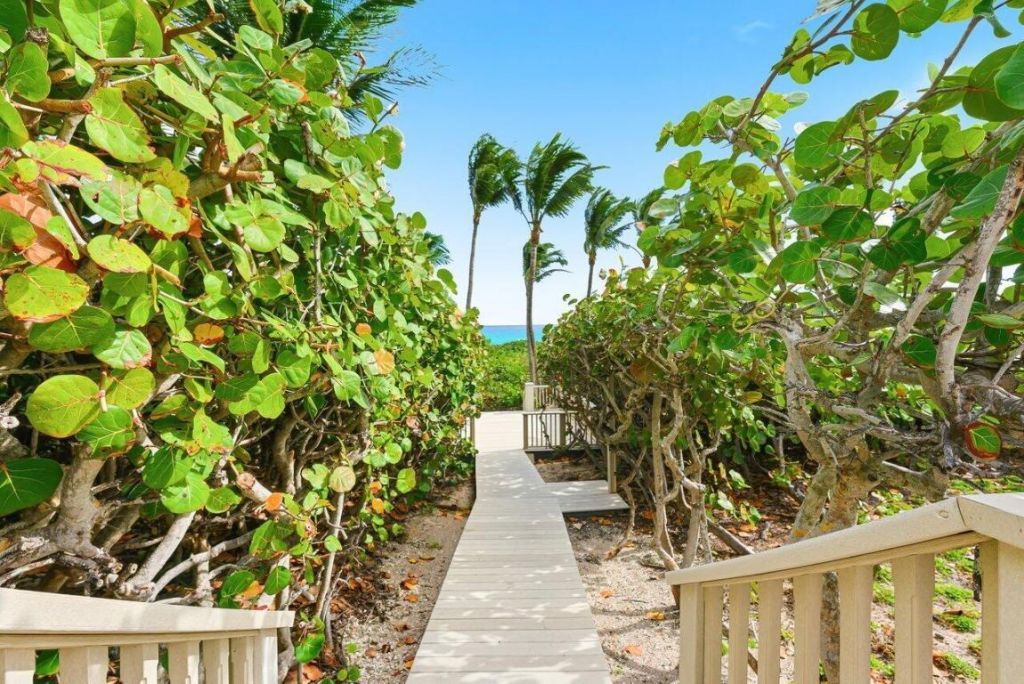 1840 S Ocean Boulevard, Manalapan, FL 33462 Photo