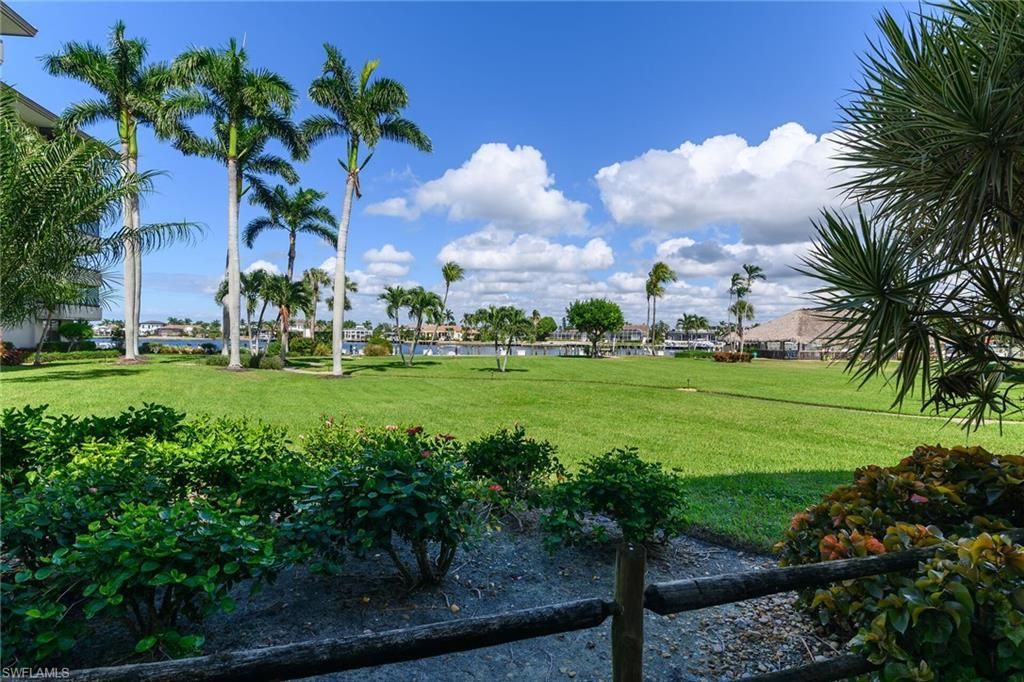 657 Seaview Ct, Unit J1, Marco Island, FL 34145 Main Photo