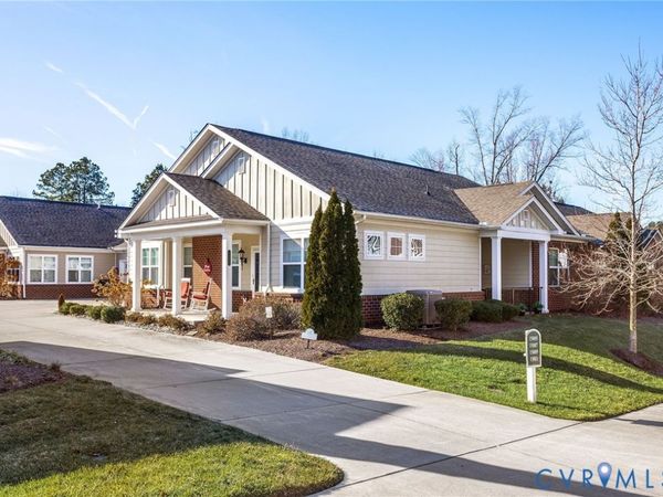 15009 Dogwood Villas Place, Chesterfield, VA 23832