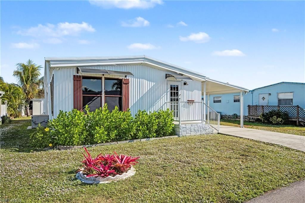 154 Siesta Ln, Fort Myers, FL 33905 Photo