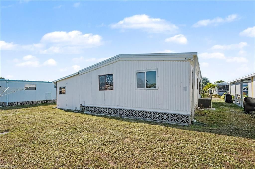 154 Siesta Ln, Fort Myers, FL 33905 Photo