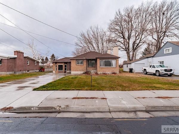 328 N Park Avenue, SHELLEY, ID 83274