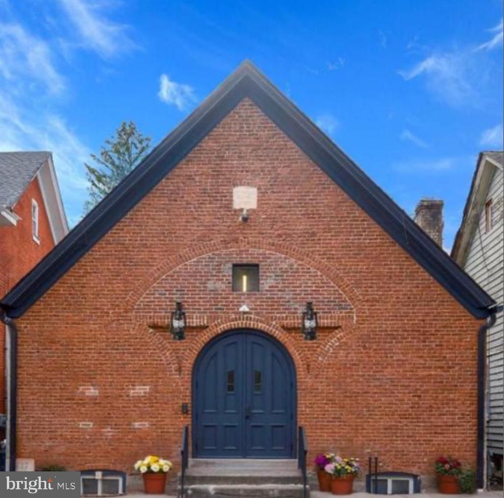 247 N Main Street, Lambertville, NJ 08530 Main Photo