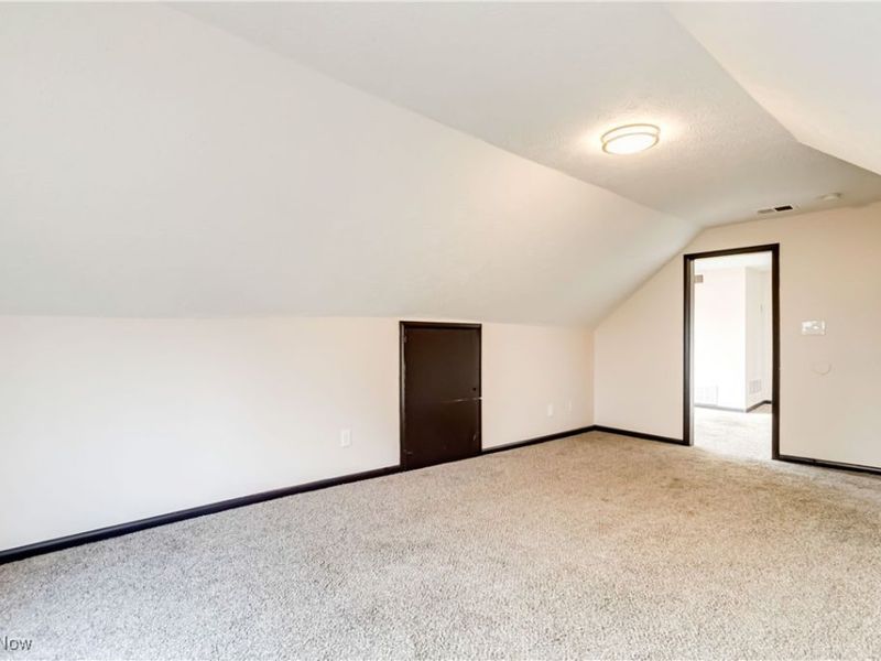 3272 W 88th Street, Cleveland, OH 44102 Photo 6