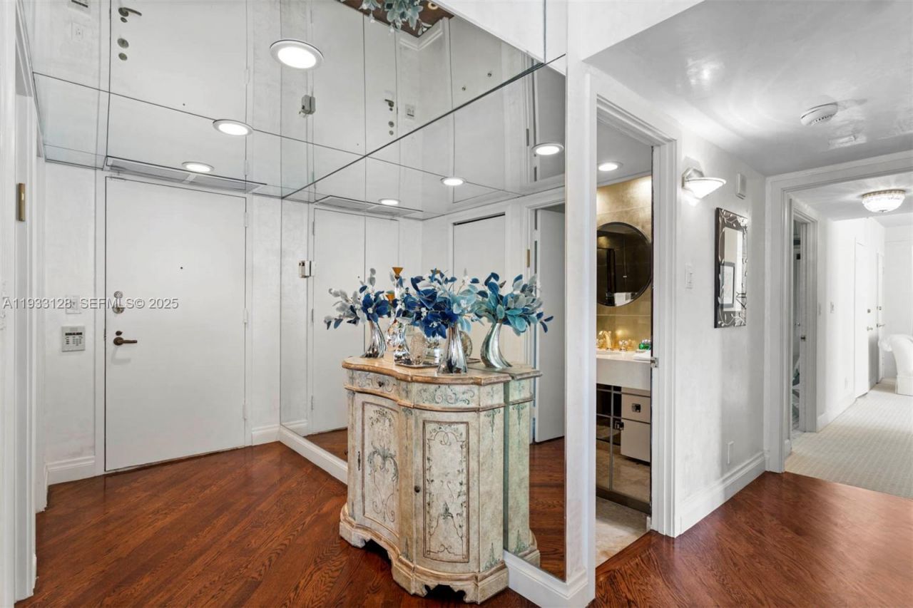 19667 Turnberry Way, Unit 17-D, Aventura, FL 33180 Photo