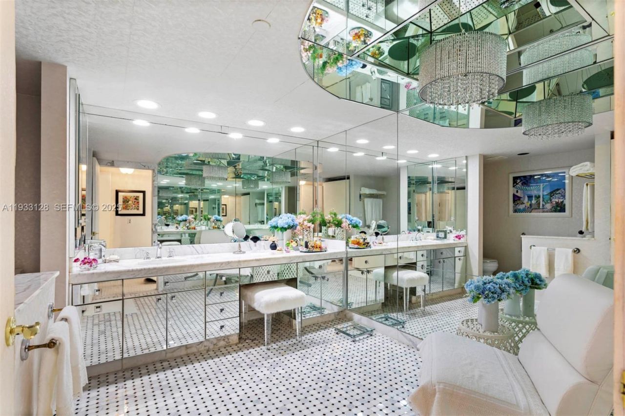 19667 Turnberry Way, Unit 17-D, Aventura, FL 33180 Photo