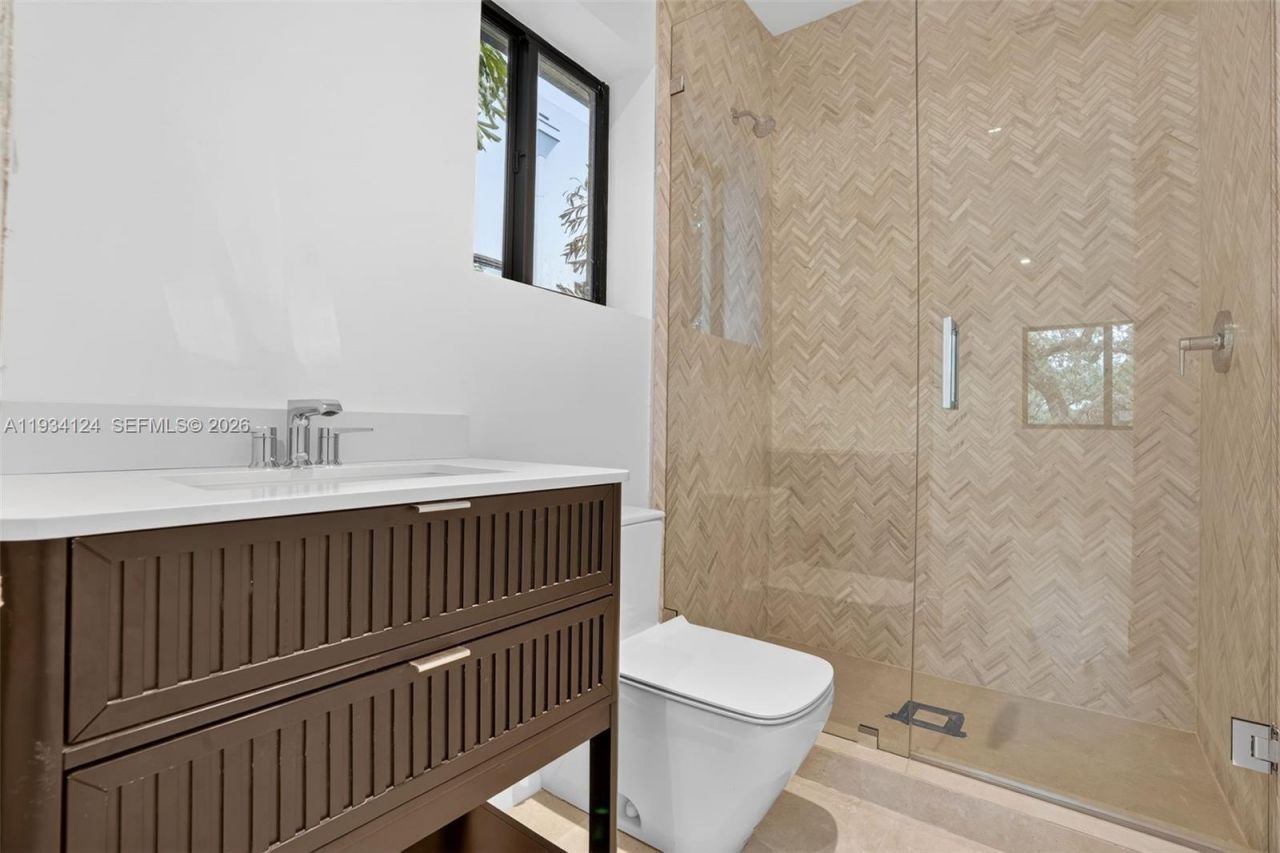 7222 SW 52nd Ct, Miami, FL 33143 Photo