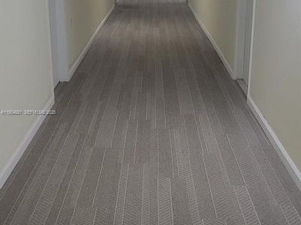 1750 NE 115th St, Unit 608, Miami, FL 33181