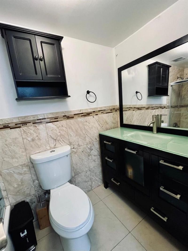 1750 NE 115th St, Unit 608, Miami, FL 33181 Photo