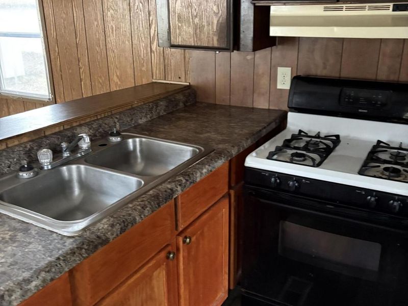 403 Marion Street, McGuffey, OH 45859 Photo 5