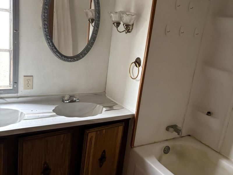 403 Marion Street, McGuffey, OH 45859 Photo 9