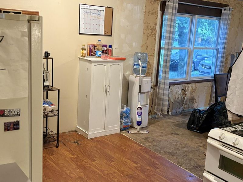 407 E Marion Street, McGuffey, OH 45859 Photo 6