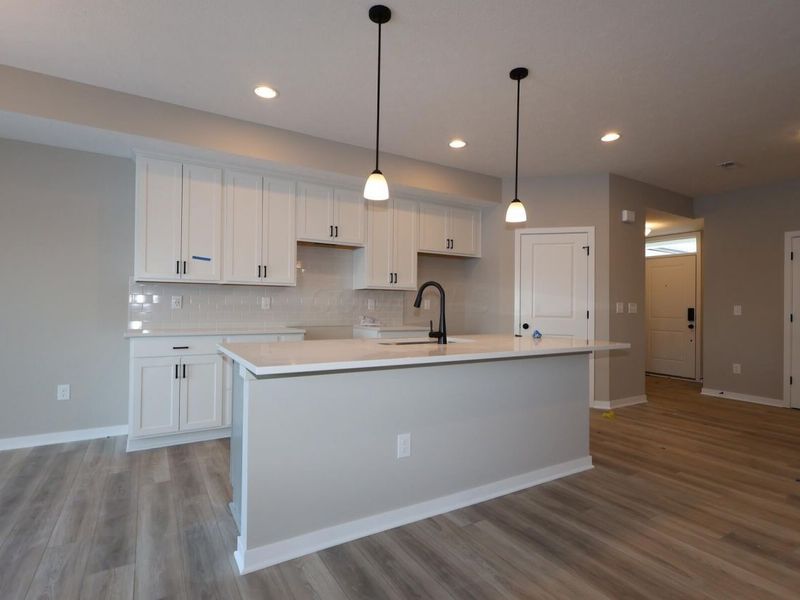 5512 Fawnsbury Court, Powell, OH 43065 Photo 4