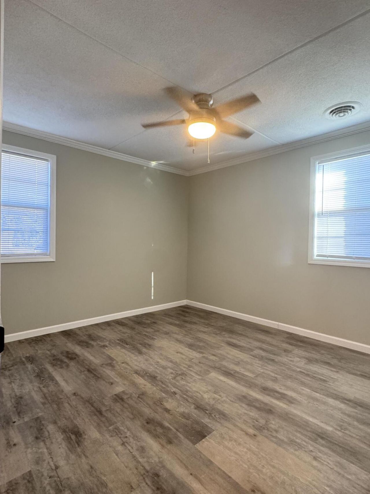 1137 Mw Rickenbaker Road Photo 12