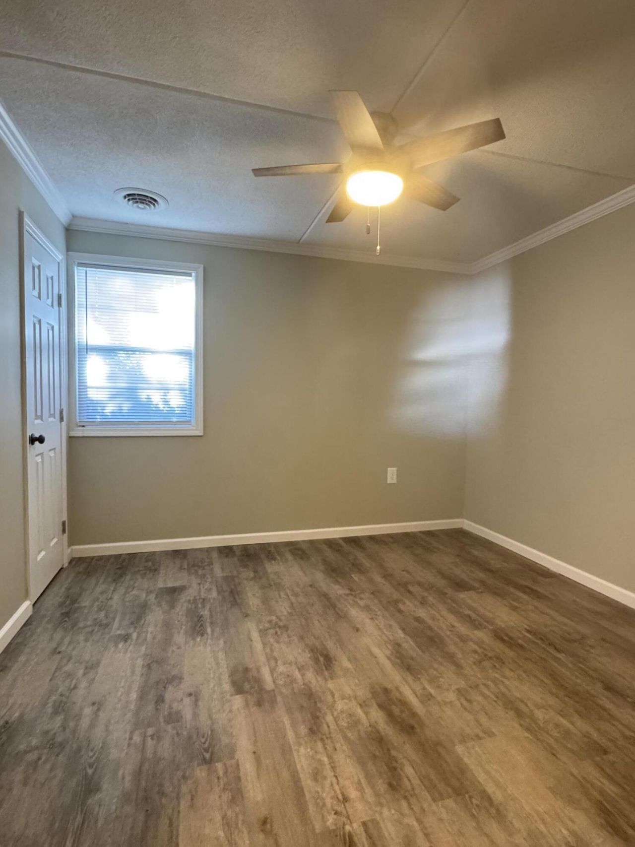 1137 Mw Rickenbaker Road Photo 13