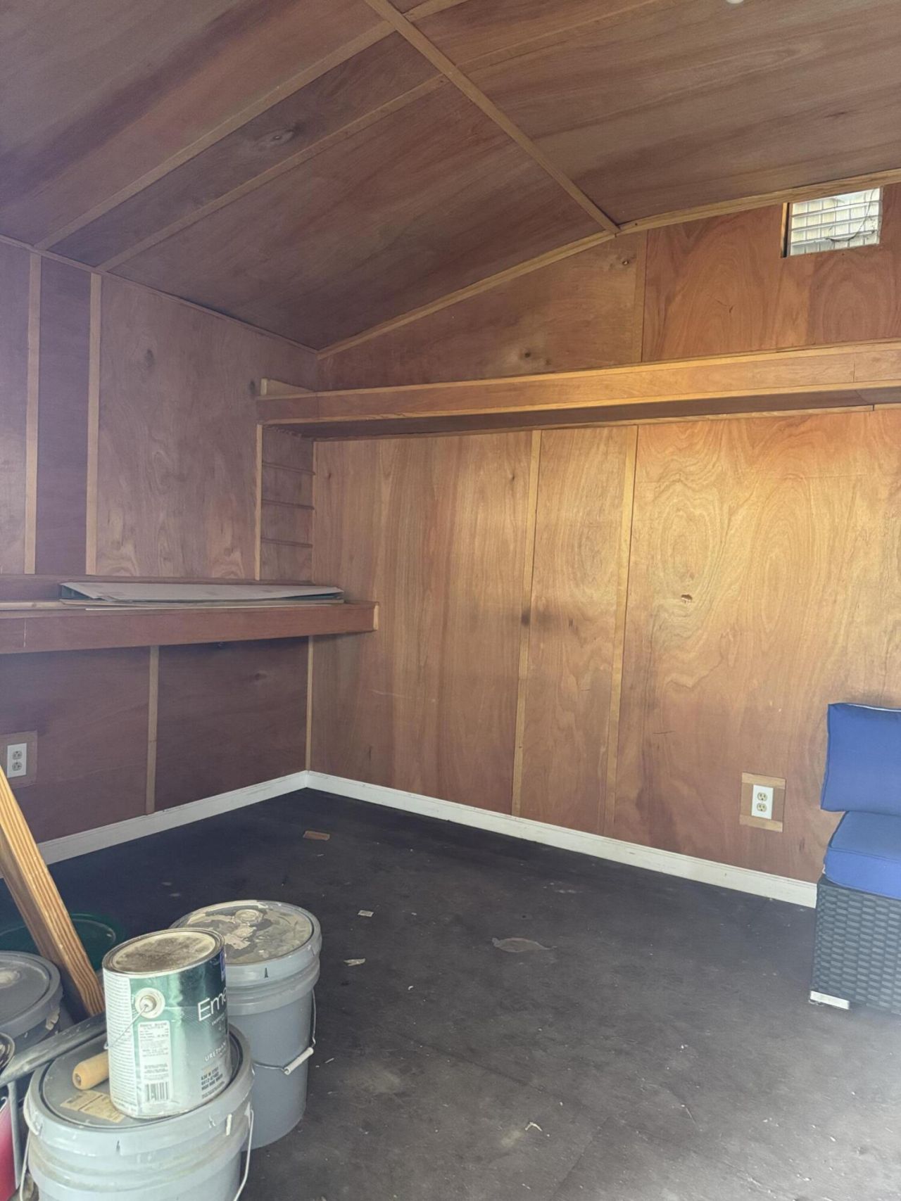 1137 Mw Rickenbaker Road Photo 16