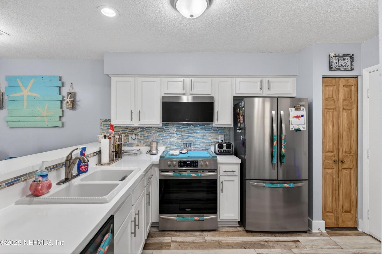 1505 W Spindrift Circle, Neptune Beach, FL 32266 Photo