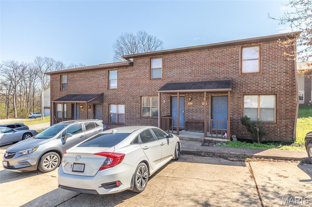 2700 Holly Trail, Poplar Bluff, MO 63901 Main Photo