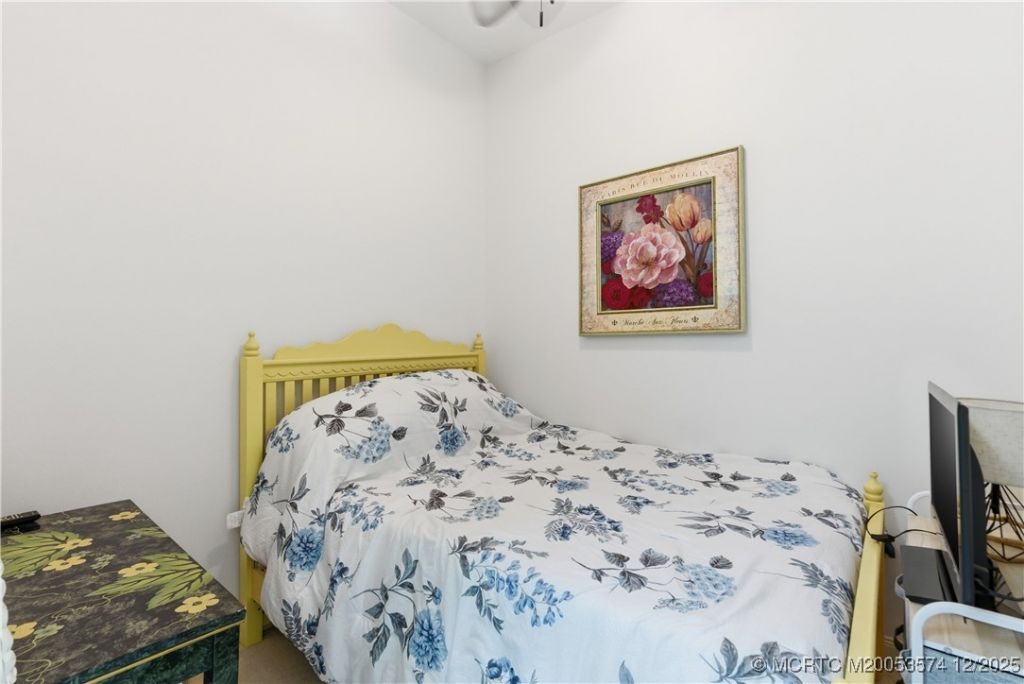 1 Harbour Isle Drive E, Unit 104, Fort Pierce, FL 34949 Photo
