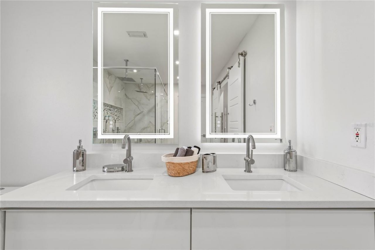 3364 Espanola Drive, Sarasota, FL 34239 Photo