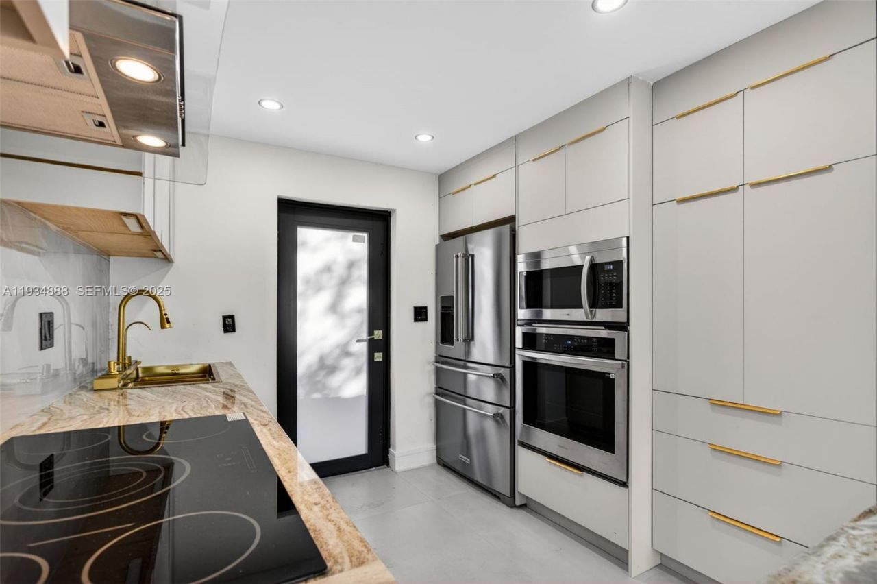 1488 NE 29th St, Pompano Beach, FL 33064 Photo