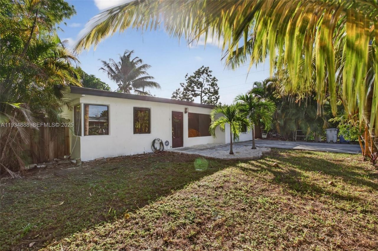 1488 NE 29th St, Pompano Beach, FL 33064 Photo