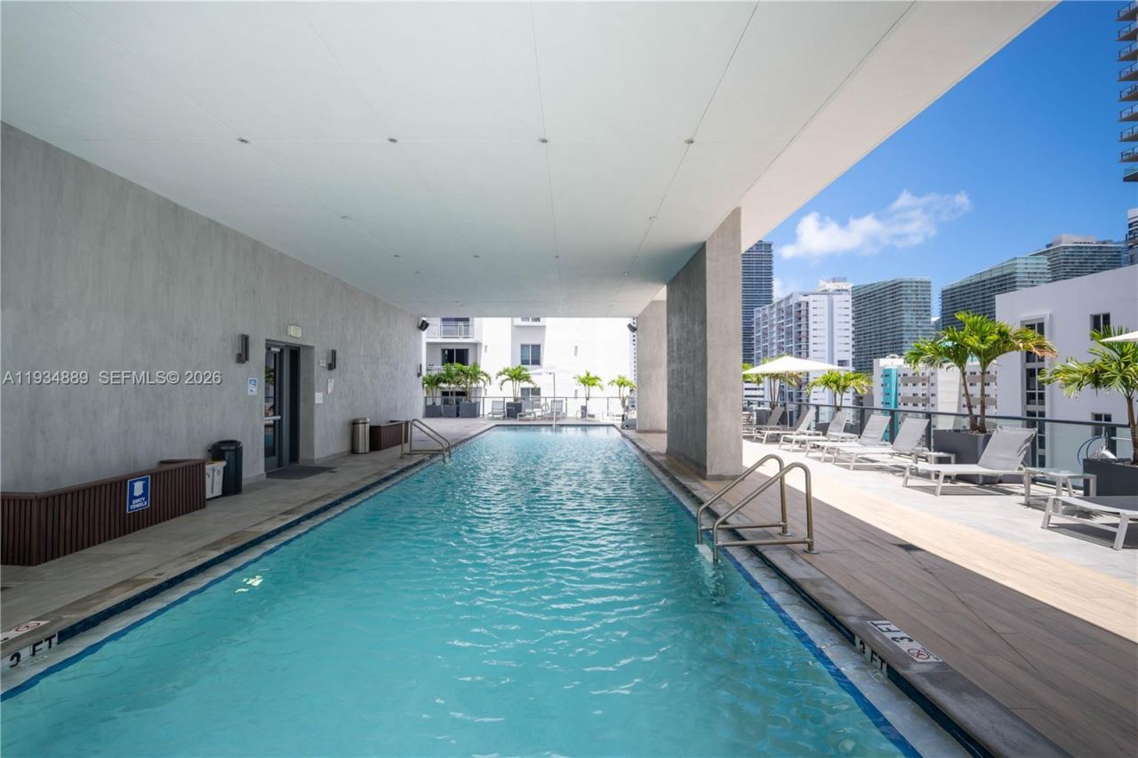 239 SW 9th St, Unit 2103, Miami, FL 33130 Photo