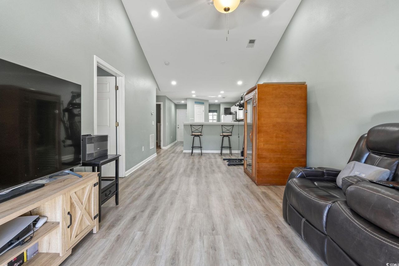 1242 River Oaks Dr. Photo 12