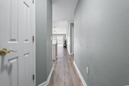 1242 River Oaks Dr. photo 4