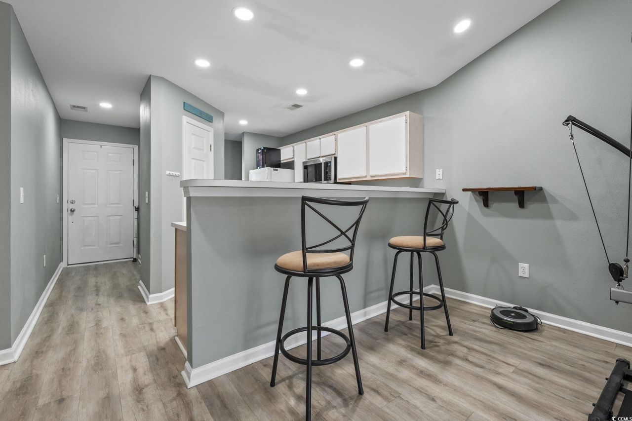 1242 River Oaks Dr. Photo 9