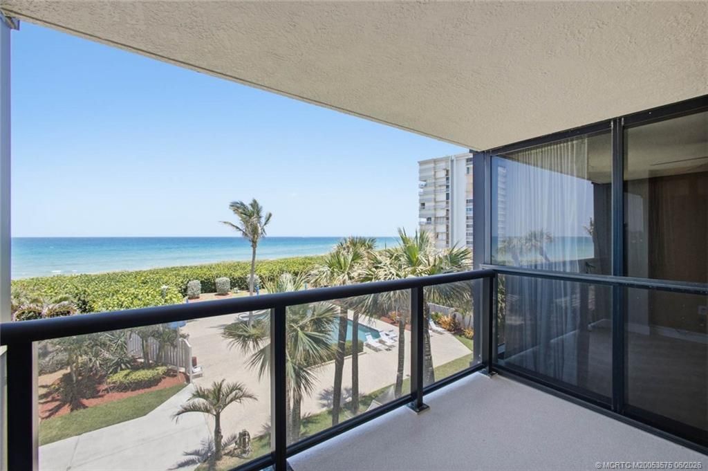 10410 S Ocean Drive, Unit 308, Jensen Beach, FL 34957 Photo