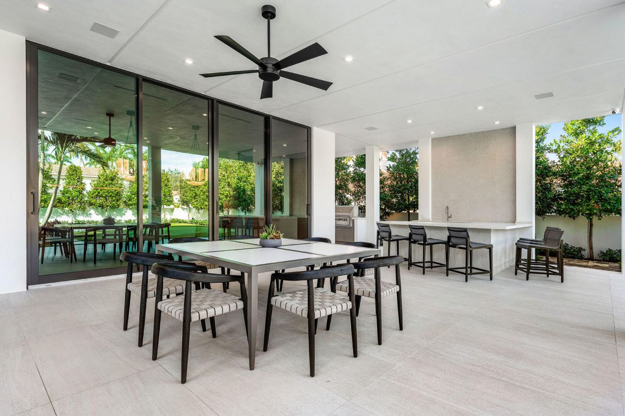 481 Thatch Palm Drive, Boca Raton, FL 33432 Photo