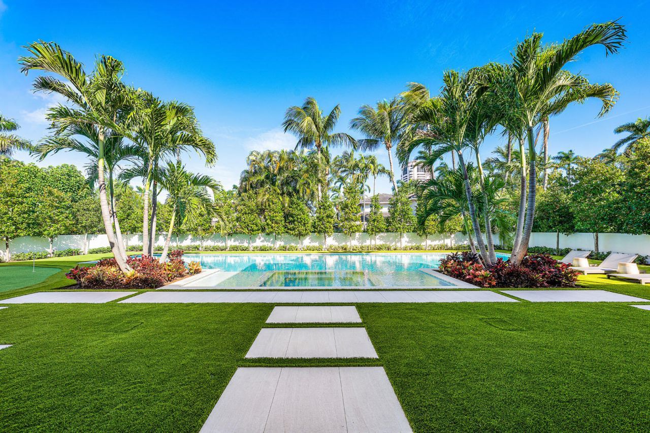 481 Thatch Palm Drive, Boca Raton, FL 33432 Photo